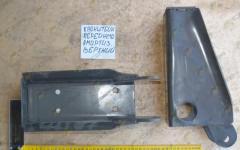 Кронштейн крепления заднего амортизатора верхний  AZ1642430125