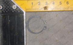 Кольцо стопорное на тормозной кулак d=22 HOWO 1190003933116