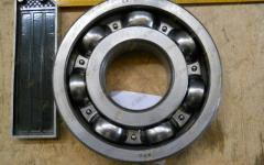 Подшипник 411 HOWO/CDM855 GB/T276