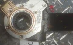 Трещетка тормозная задняя правая мост MCP16 HOWO WG7129450002