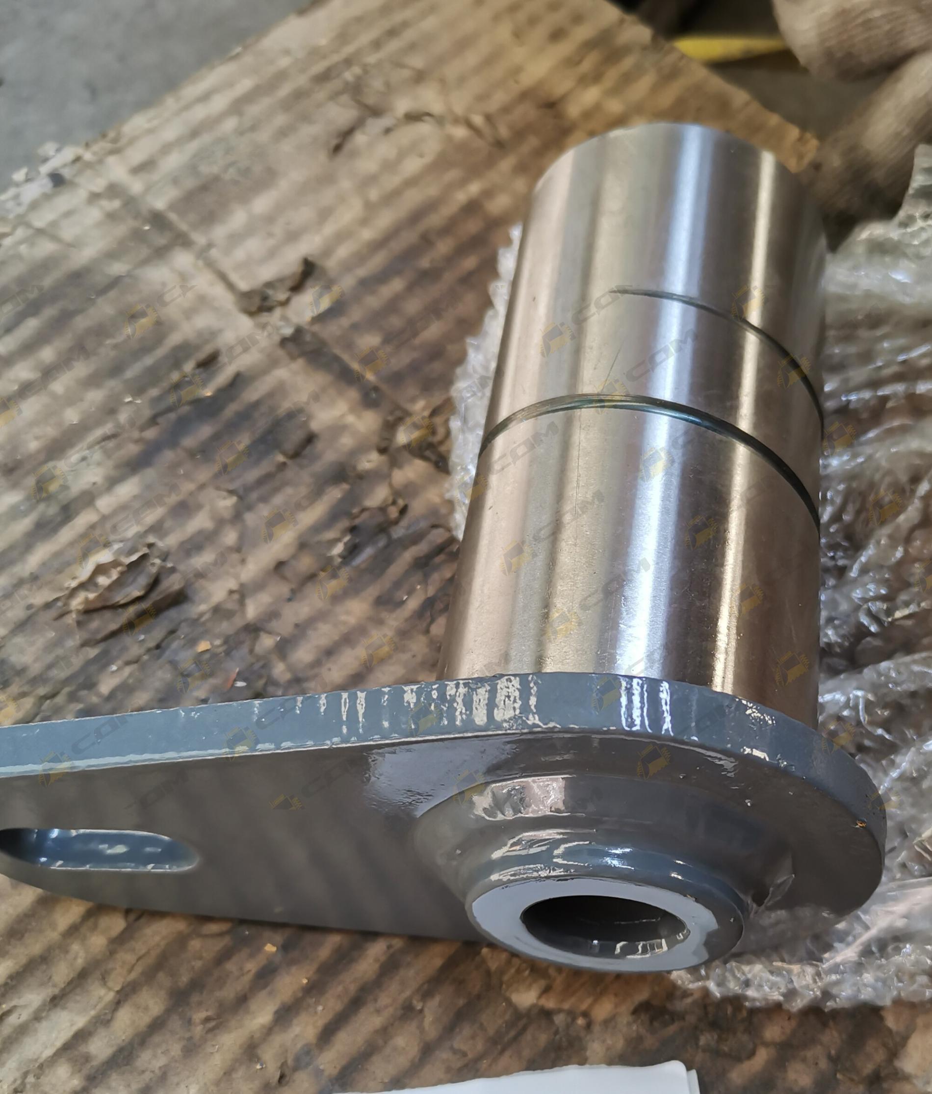 Палец крепления цилиндра ковша к раме d=60 L=141 CDM936N 30810001640/936NG.10.05