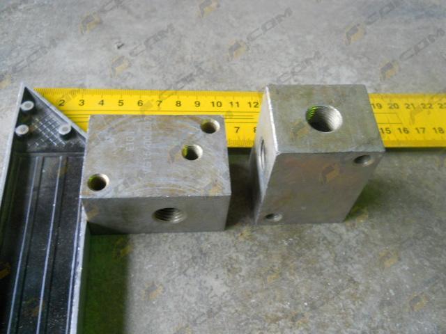 Опора связная обратного маслопровода (Euro 3) HOWO A7 VG1540080071