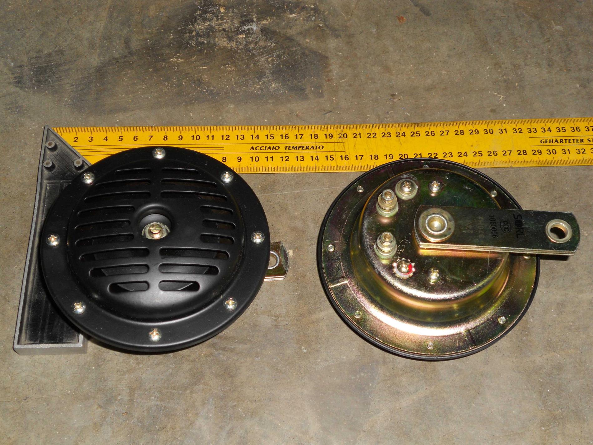 Сигнал звуковой электрический WG9100710043