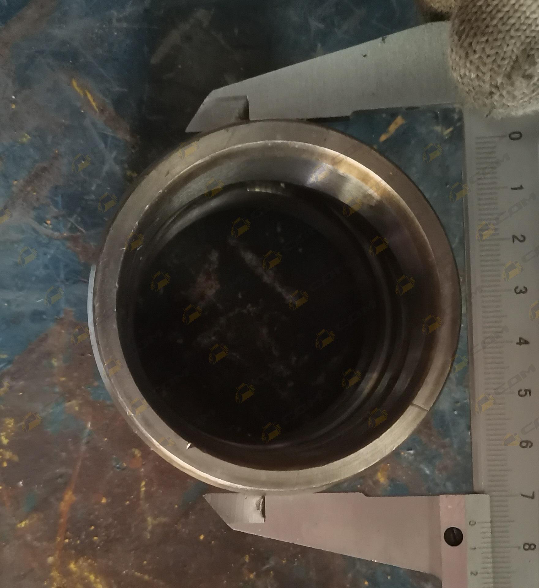 Втулка переднего пальца цилиндра подъема стрелы 60x75x68 9358282/Z3.11-4/L300K.8-2 252600350