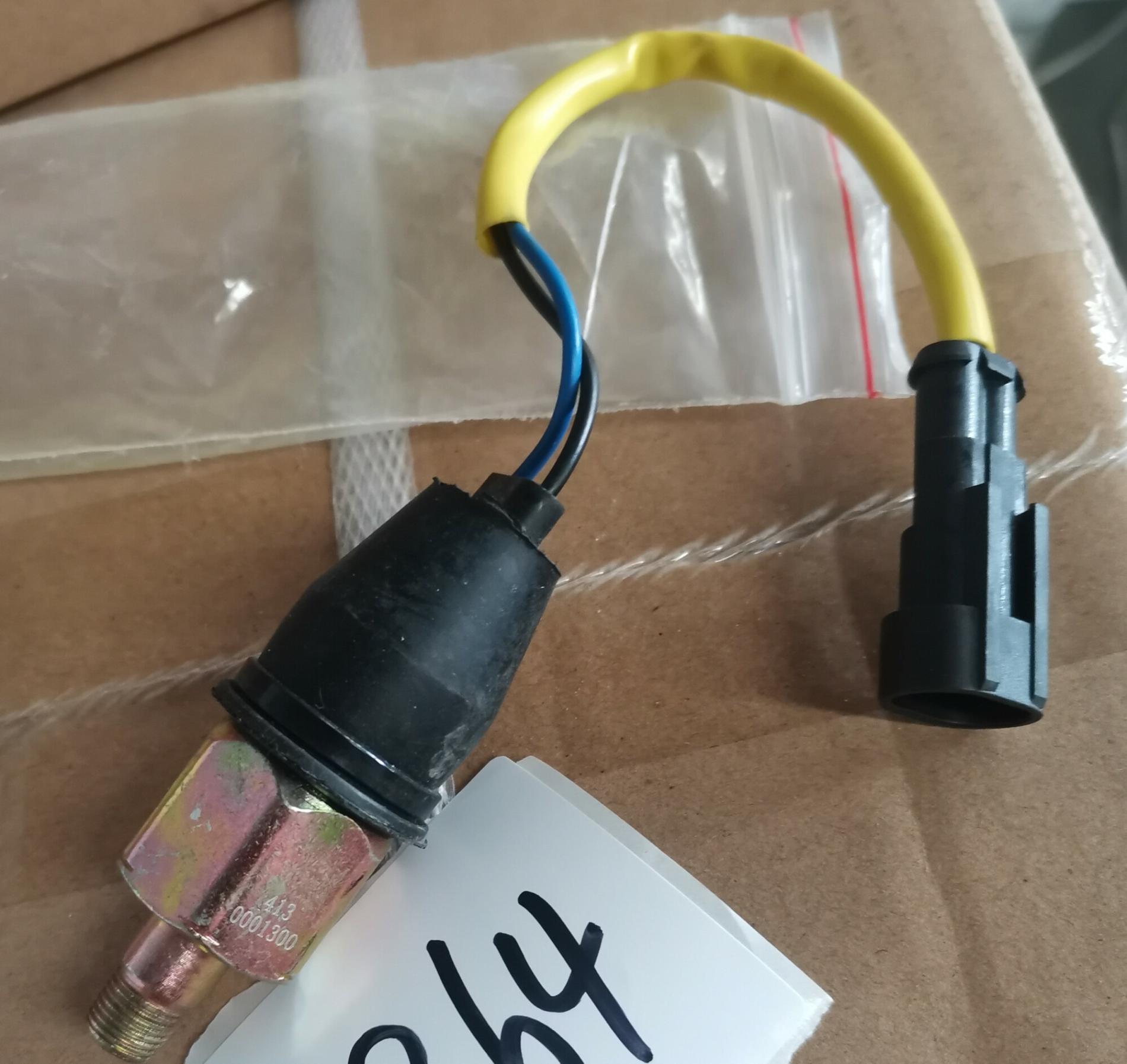 Датчик давления масла ГМП SDLG BS428/ZL20 YK215B1/4130001300 4130001412