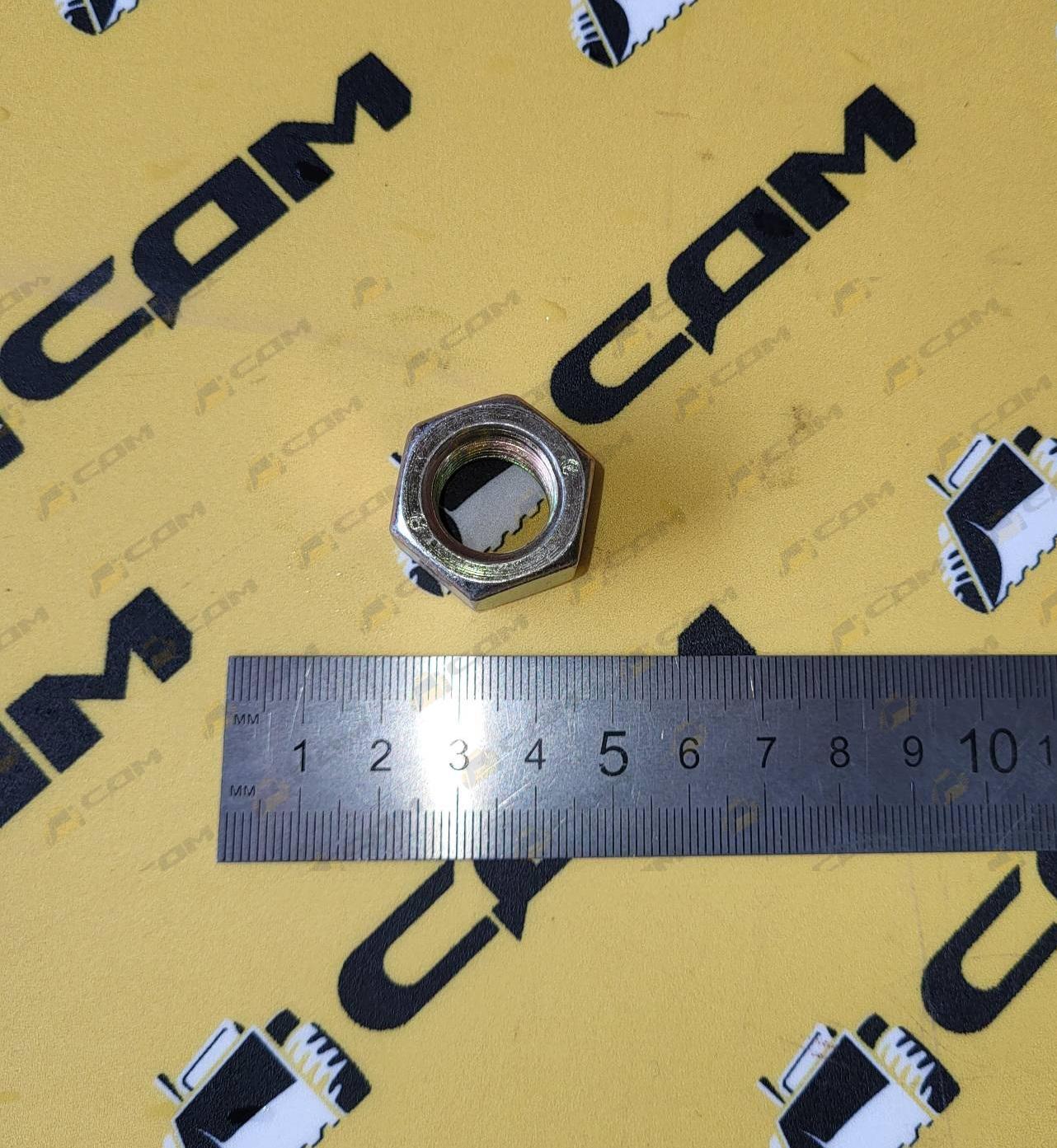 Гайка карданного вала М16х1,5 190003888457