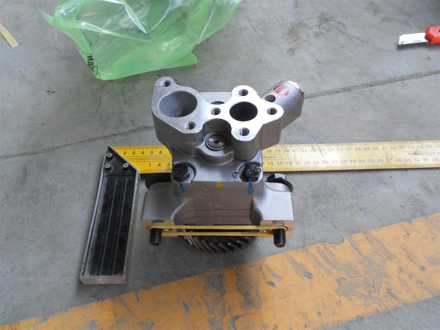 Насос масляный в сборе 65.05100-6051/400915-00021A 65.05100-6042