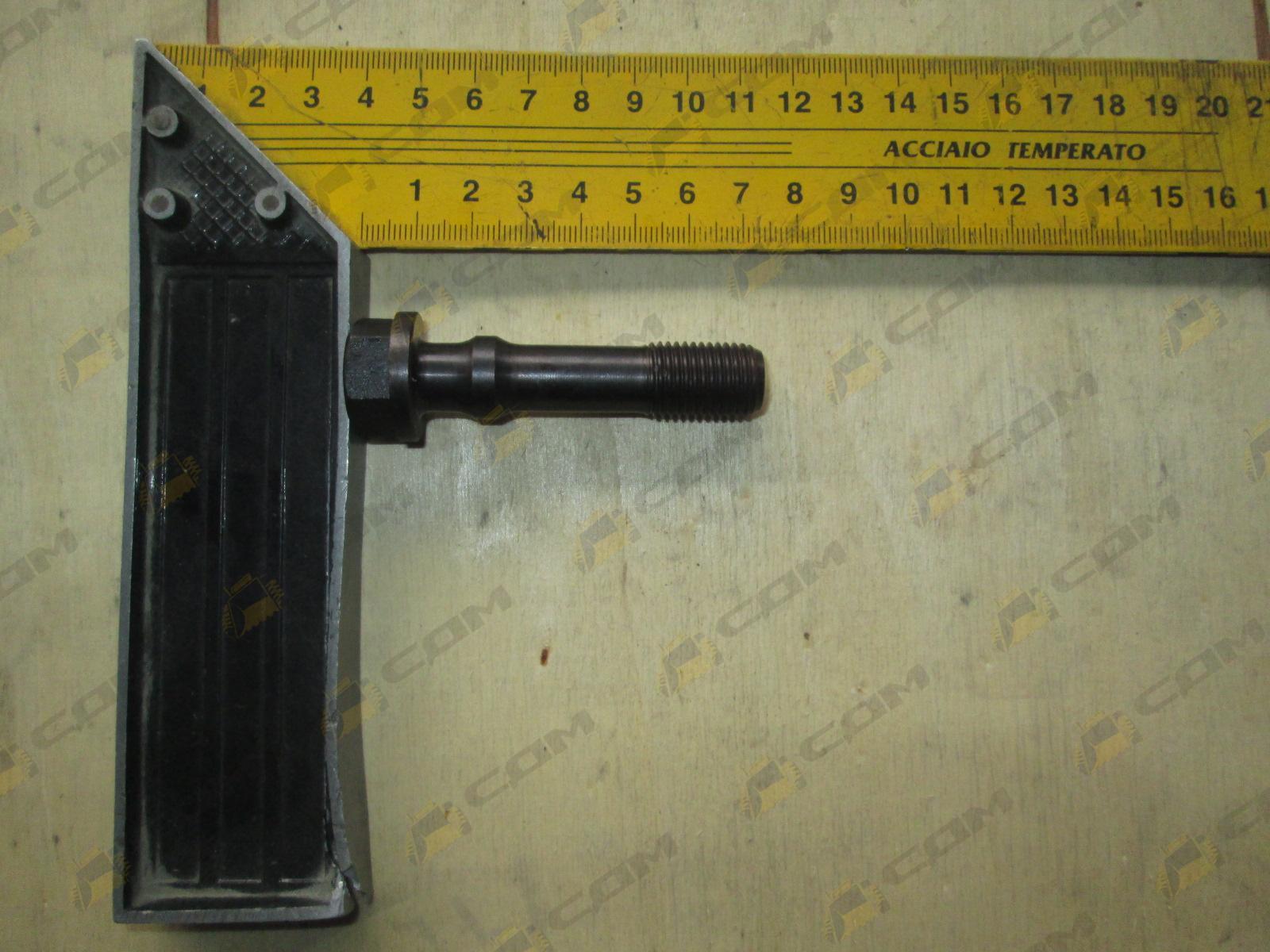 Болт шатуна CDM855 81500030023