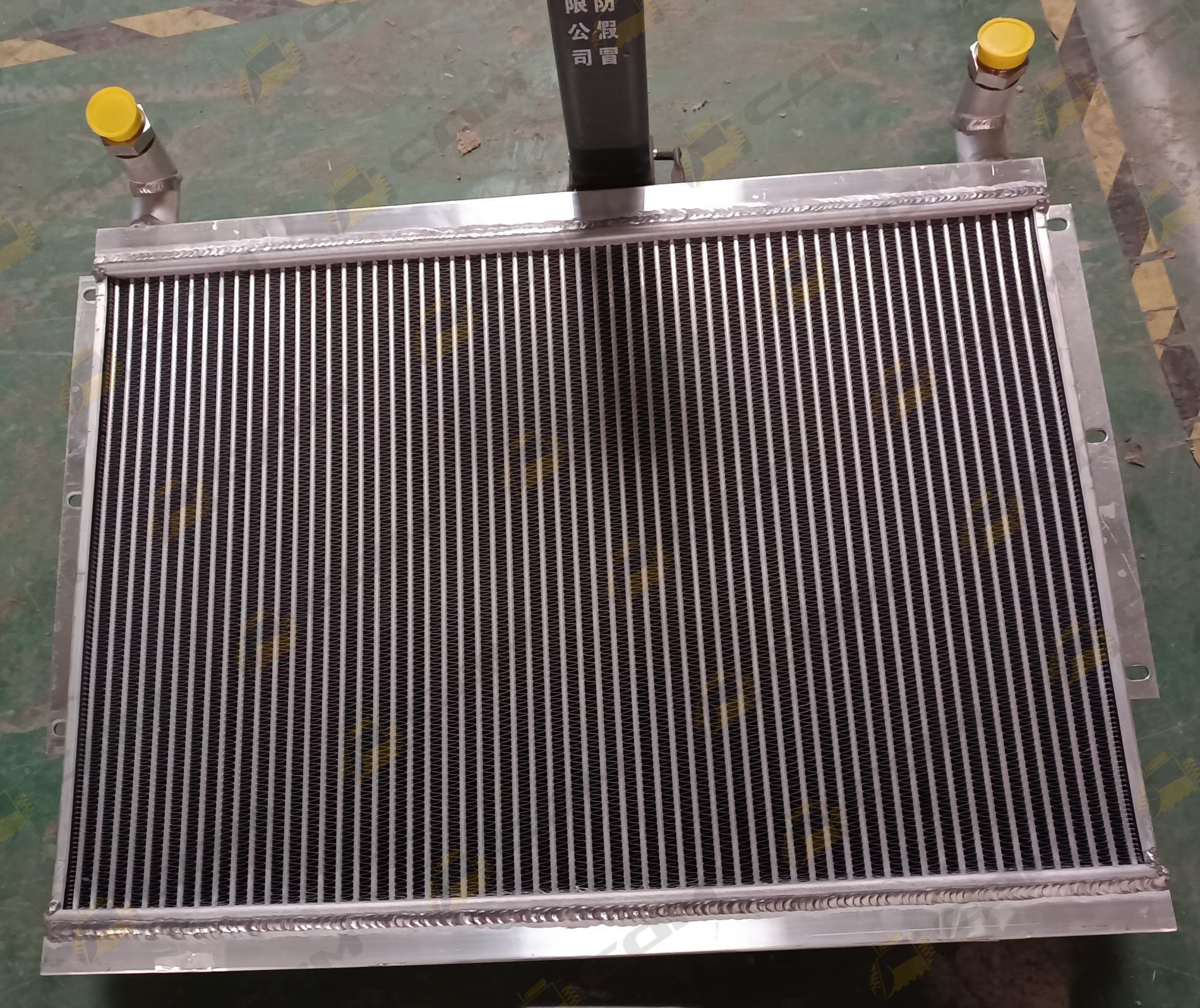 Маслоохладитель 780х600 CDM853N 17102000075 LG850II.01.04-36L1b-000