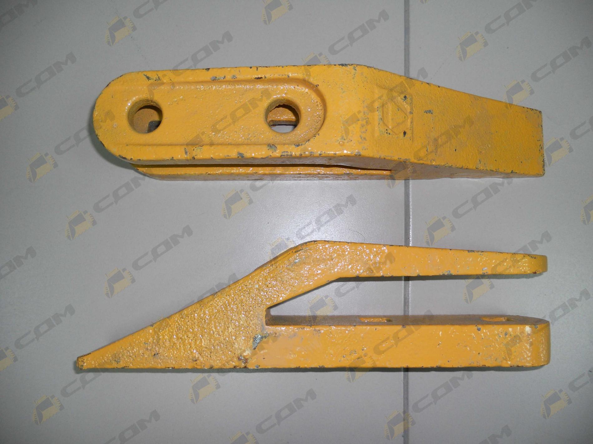 Зуб ковша центральный 250200251/9304904 250200251 ZL40A.11.1-18B