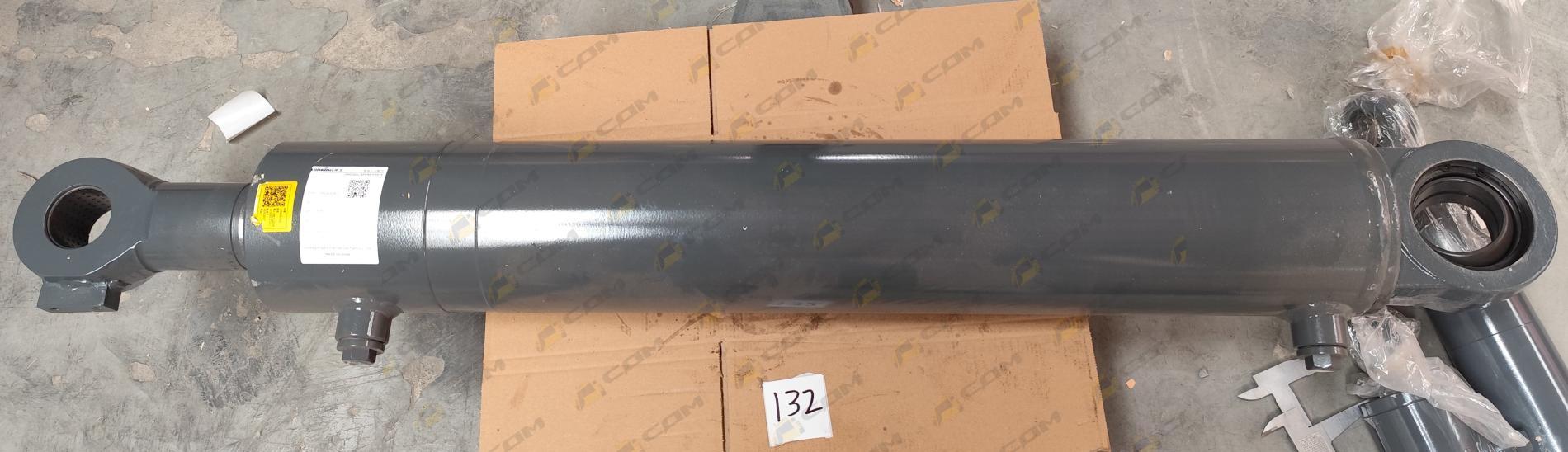 Цилиндр управления ковшом CDM936N 16608062410/936E.07.03