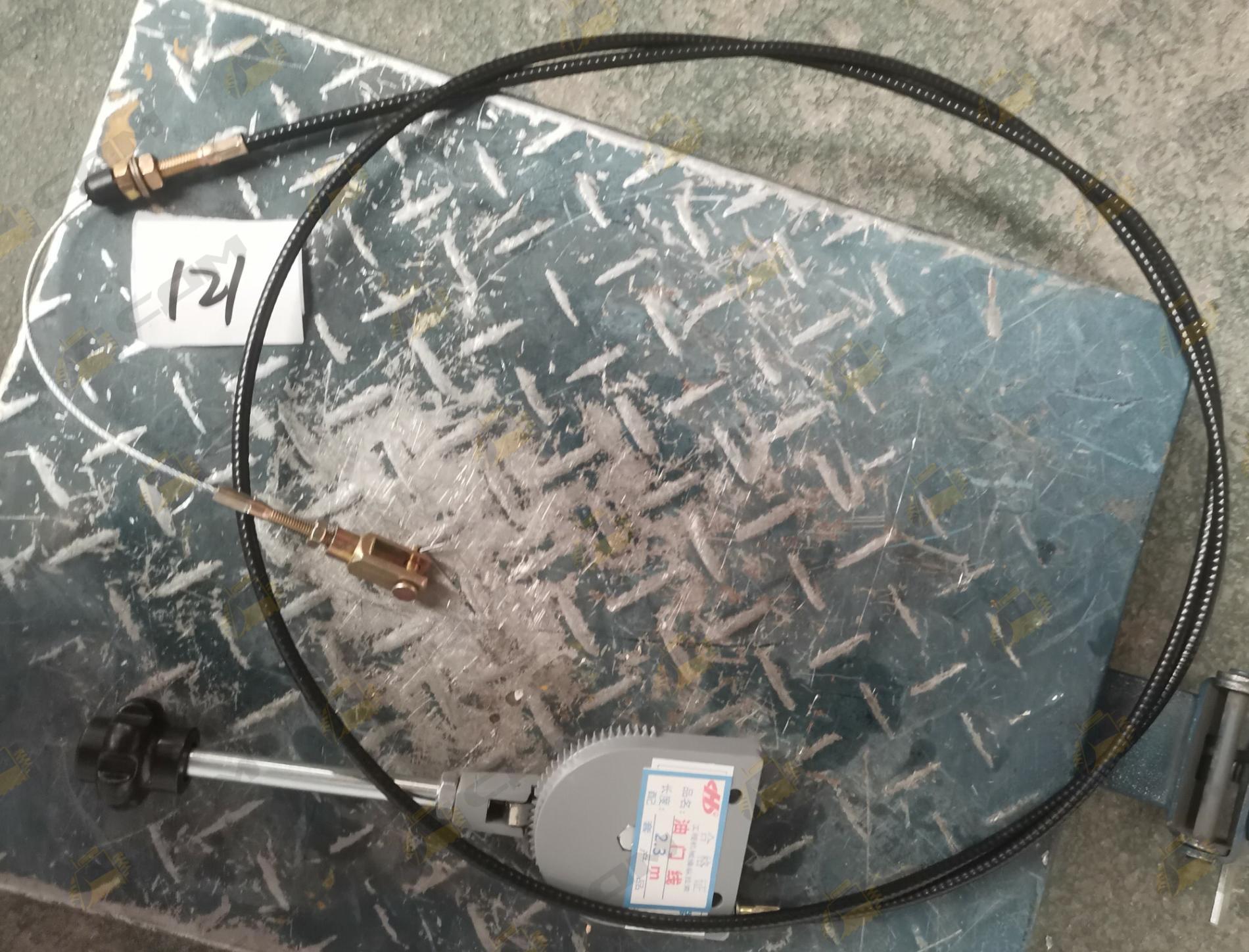 Трос газа CDM520 ручной l=2300 мм QX520-13010000