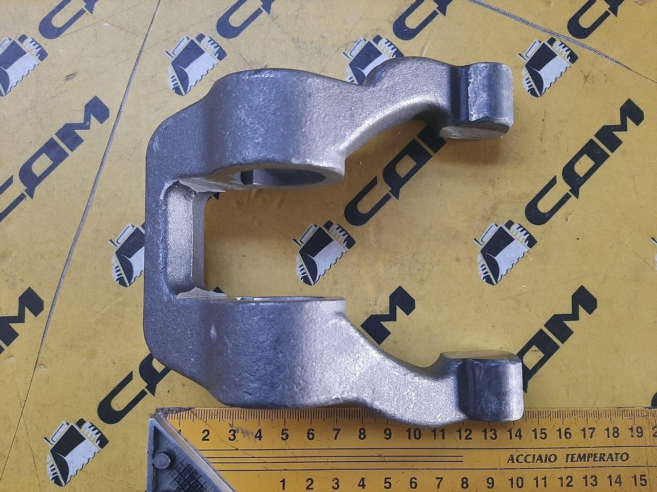 Вилка сцепления AZ2214260001