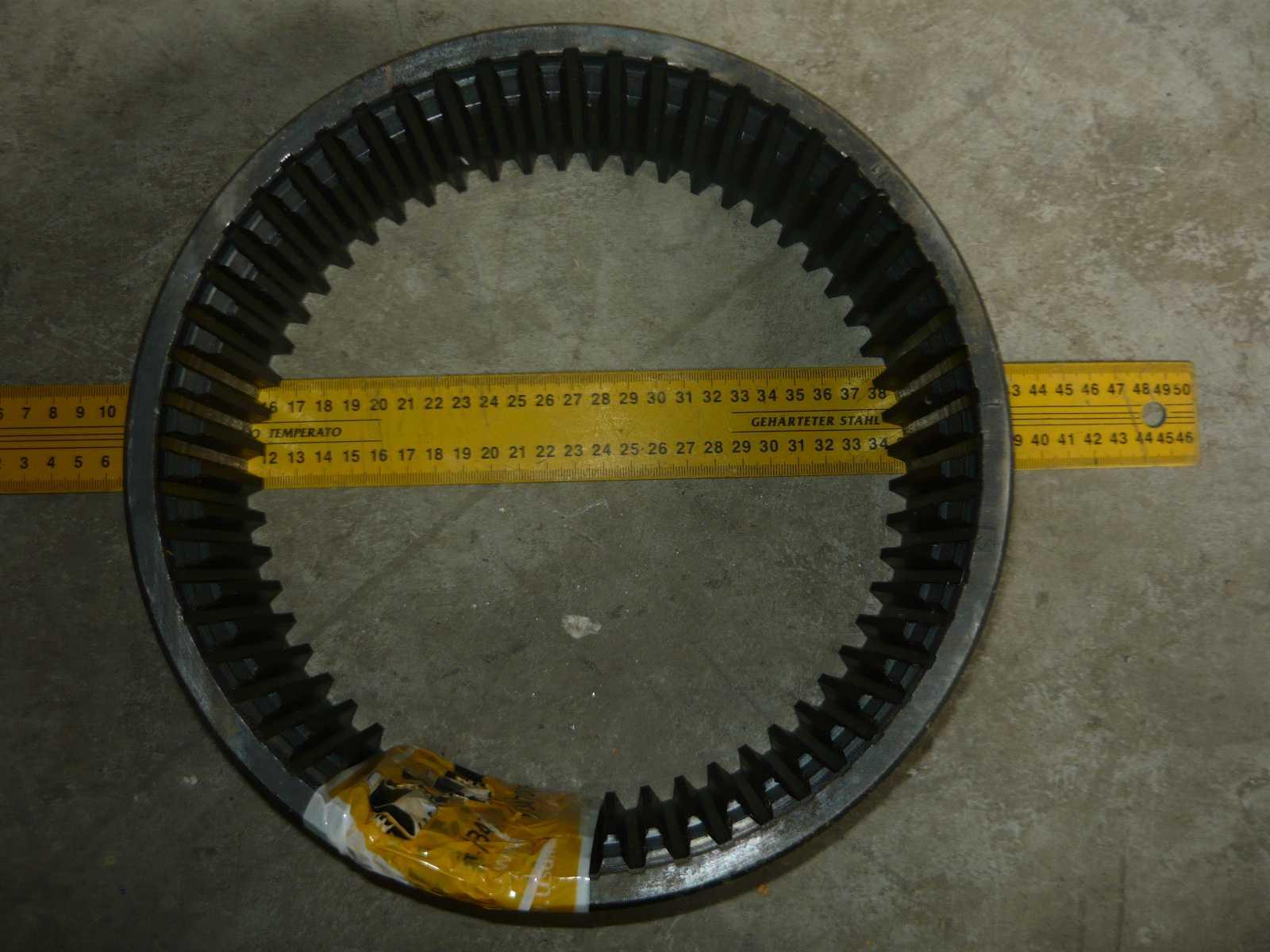 Кольцо бортового редуктора с внутренними зубьями z=57 HOWO 199012340121