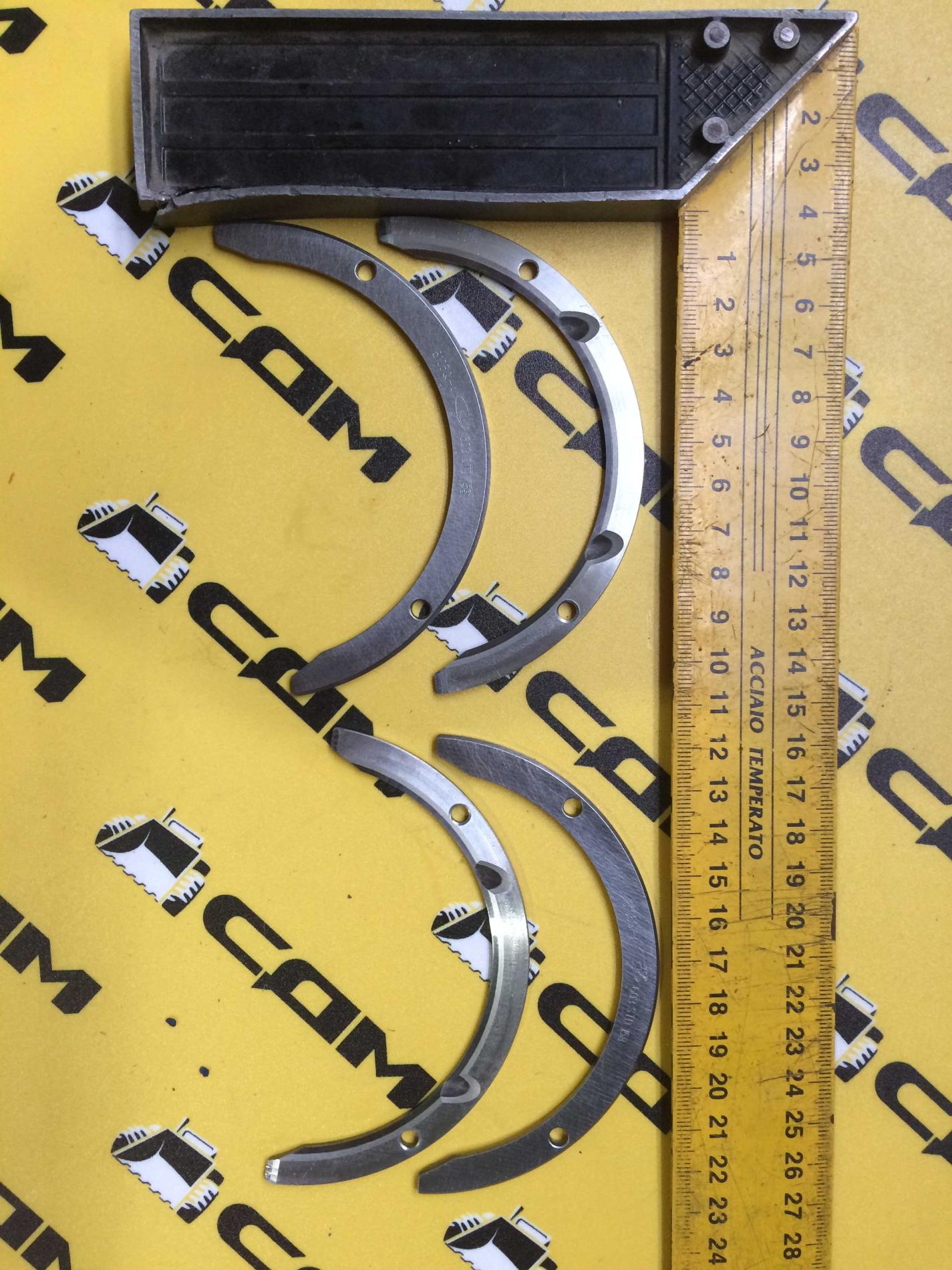 Полукольца коленчатого вала YC6108G/6J125/6105Q-1005058A 4110000560060