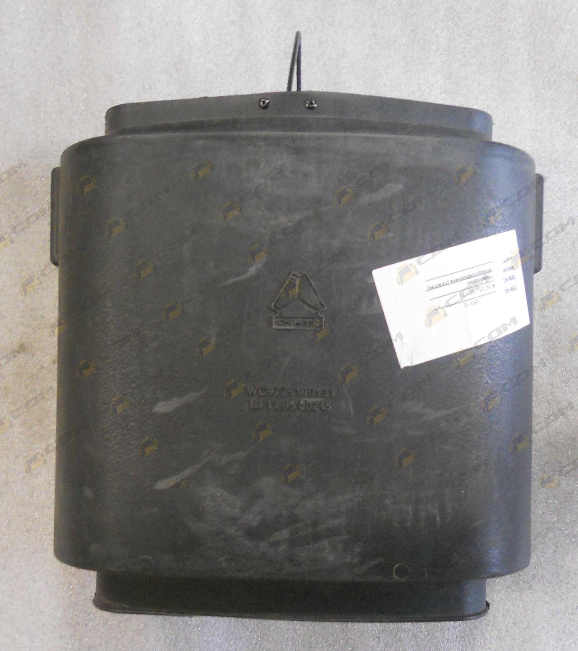 Патрубок воздухозаборника (пластик) WG9725190131