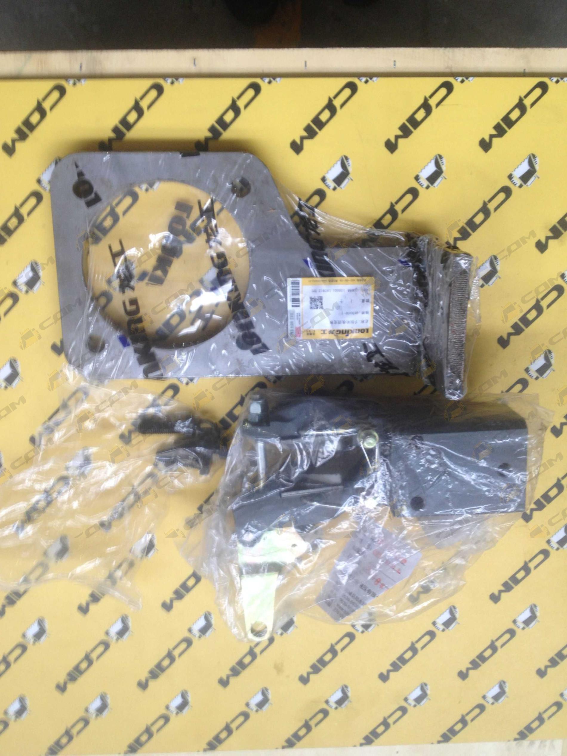 Суппорт парковочного тормоза в сборе с колодками и кронштейном CDM 855 TC5Z