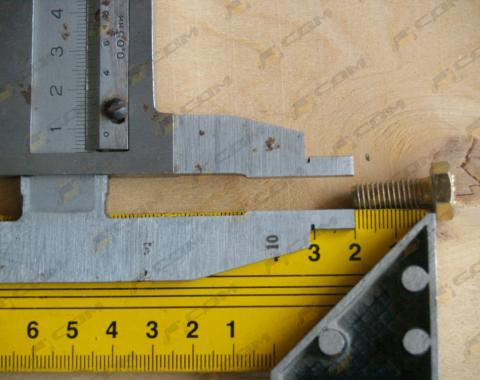 Болт М8х20 крышки балансира HOWO Q15OB0820